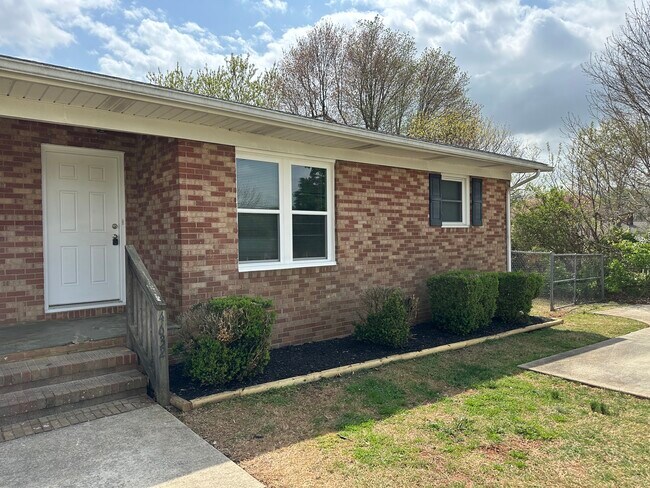 4632 NC Highway 62, Unit 4632 Highway 62 in Thomasville, NC - Building Photo - Building Photo