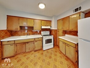 730 Hill St in Forest Park, GA - Foto de edificio - Building Photo