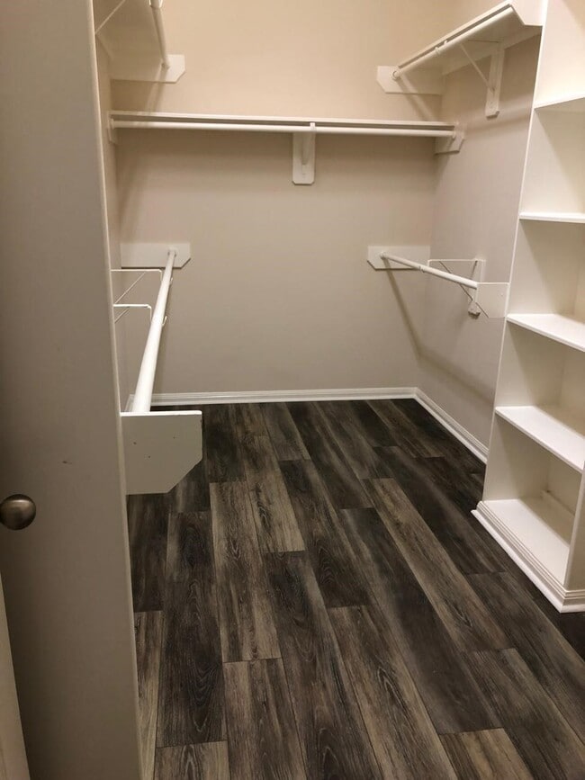 property at 31 W Spindle Tree Cir