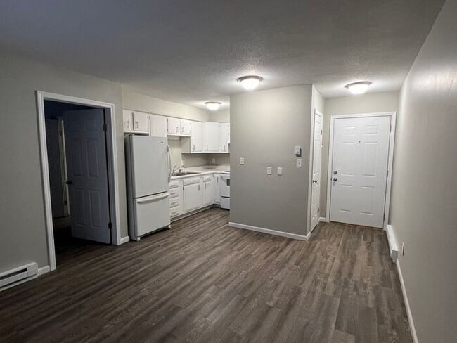 property at 518 S 3rd St