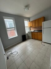 4660 Castor Ave, Unit 2nd in Philadelphia, PA - Foto de edificio - Building Photo