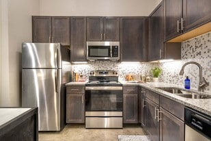 Lakeview Apartments in Rockwall, TX - Building Photo