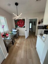 1280 NE 105th St in Miami Shores, FL - Building Photo - Building Photo