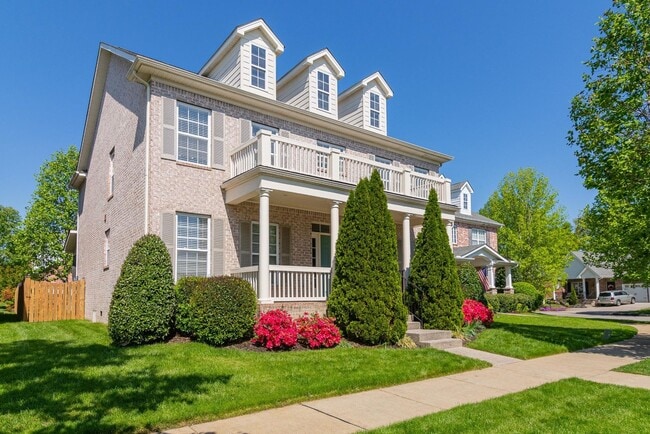 412 Meadowcrest Cir in Franklin, TN - Building Photo - Building Photo
