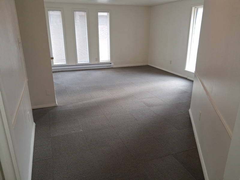 4944 Old Maysville Rd in Fort Wayne, IN - Building Photo