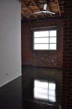 Broadway Lofts in Fresno, CA - Building Photo - Building Photo