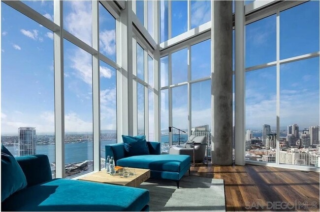 100 Park Plz, Unit 3401 in San Diego, CA - Building Photo - Building Photo