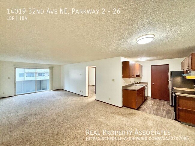 Parkway Apartments in Seattle, WA - Building Photo - Building Photo