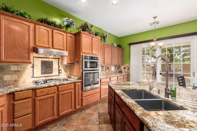 property at 2520 S Dragoon Dr