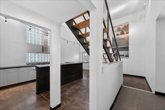 1960 Bellefontaine St in Indianapolis, IN - Building Photo - Building Photo