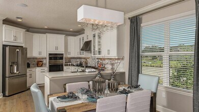 16443 Paynes Mill Dr in Bradenton, FL - Foto de edificio - Building Photo