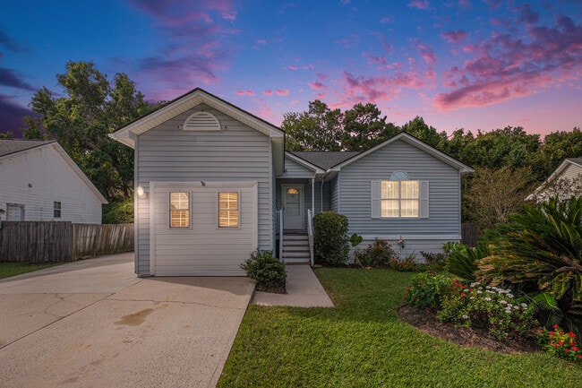 property at 1167 Landsdowne Dr