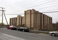 The Brittany in Arlington, VA - Foto de edificio - Building Photo