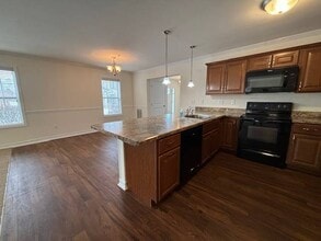 140 Paddock Cir in Schenectady, NY - Building Photo - Building Photo