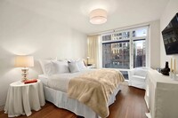 151 W 21st St, Unit 7D in New York, NY - Building Photo - Building Photo