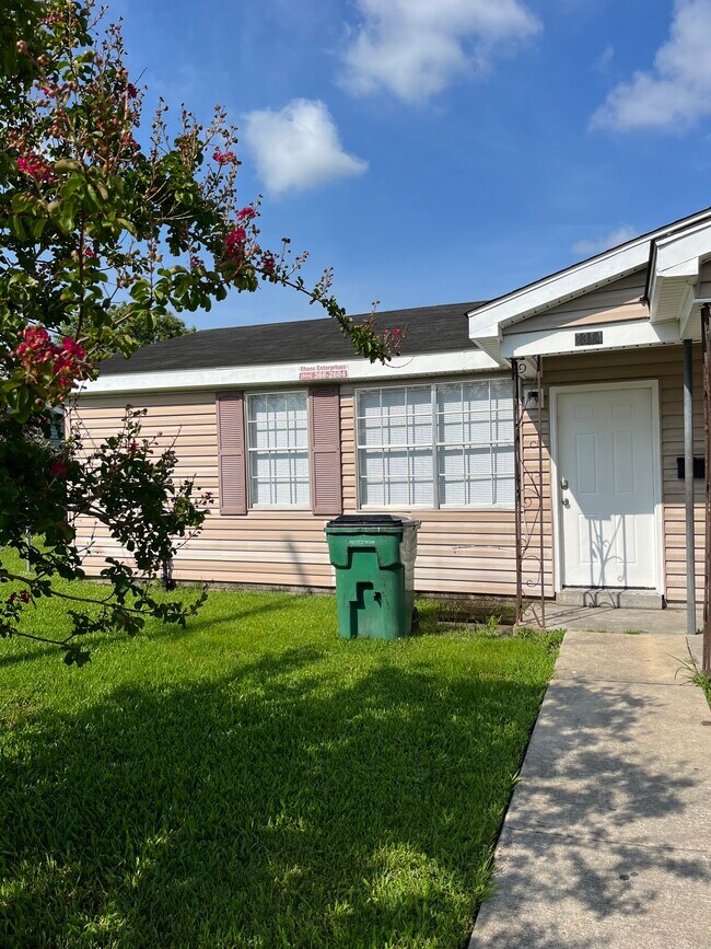 2314 Rose Dr Rentals in Gretna, LA