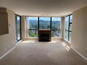 288 Ungless Way in Port Moody, BC - Building Photo - Building Photo