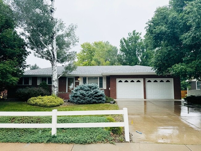 property at 1808 N Van Buren Ave