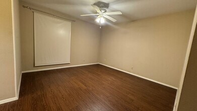 4205 Steve Scarbrough Dr in Austin, TX - Building Photo - Building Photo