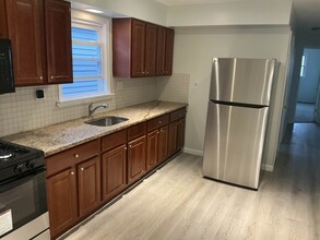 10 W Grand St in Bayonne, NJ - Building Photo - Building Photo