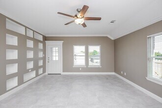811 N Ridge Dr in White Settlement, TX - Building Photo - Building Photo