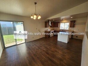 1025 Marston St in West Sacramento, CA - Building Photo - Building Photo