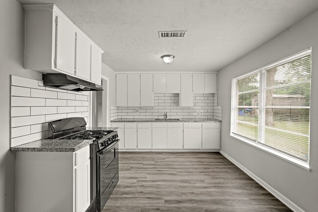 6314 Crestville St in Houston, TX - Building Photo - Building Photo