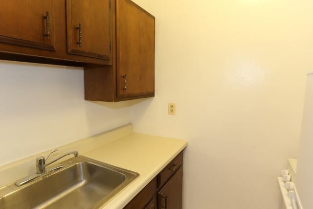 430 W Roscoe St in Chicago, IL - Building Photo - Building Photo