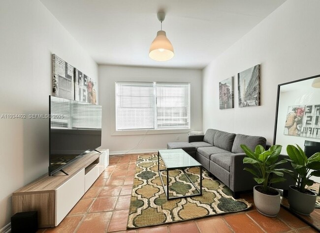 property at 842 Meridian Ave