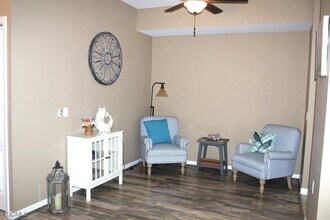 16685 Lake Cir Dr in Ft. Myers, FL - Building Photo - Building Photo