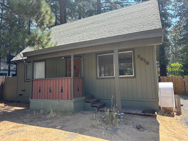 property at 2616 Palmira Ave