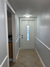 645 Beachcomber Ln in Fort Pierce, FL - Foto de edificio - Building Photo