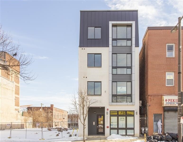2207 N Broad St, Unit 2R Photo