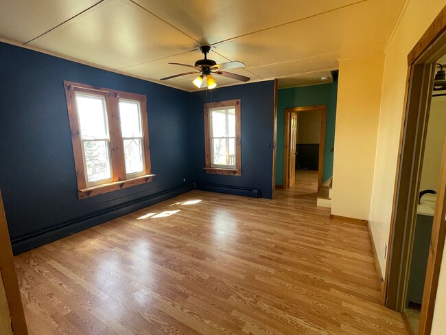 16 Briggs Ave in Pittsfield, MA - Building Photo - Building Photo