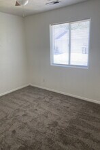 241 N 300 W in Saint George, UT - Building Photo - Building Photo