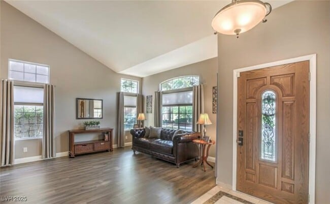 2021 Paradise Peak Dr in Las Vegas, NV - Building Photo - Building Photo