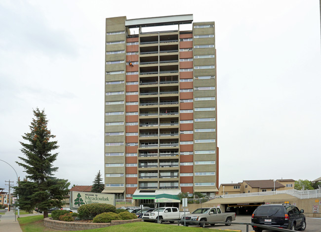 Meadowlark Village Tower A in Edmonton, AB - Building Photo - Primary Photo