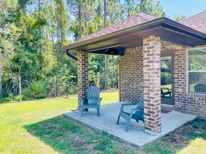 6332 Sweeney Rd in Milton, FL - Foto de edificio - Building Photo
