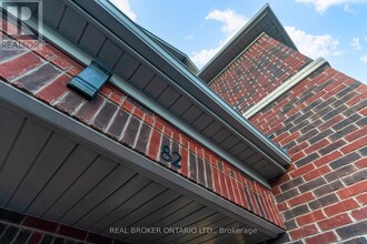 82 Ness Dr in Richmond Hill, ON - Building Photo - Building Photo