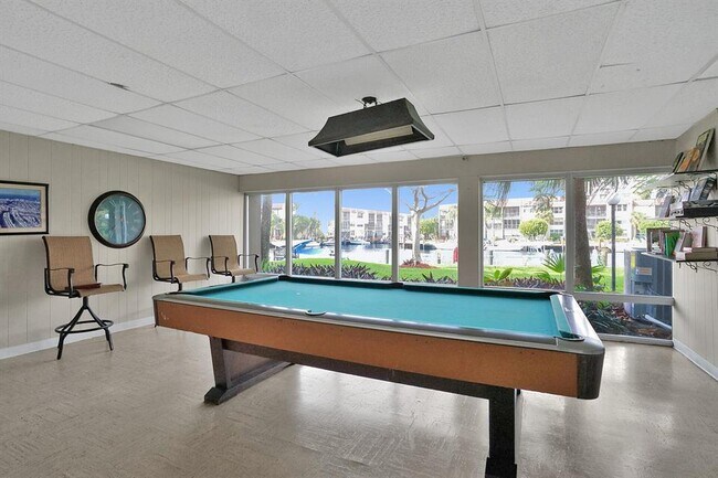 801 S Federal Hwy, Unit 906 in Pompano Beach, FL - Building Photo - Building Photo