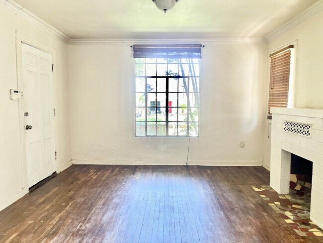 348 Peachtree Blvd in Baton Rouge, LA - Building Photo - Building Photo