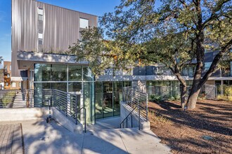 The 900 Condos of Austin in Austin, TX - Building Photo - Building Photo