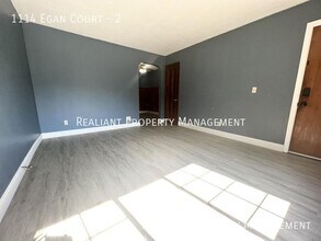 1114 Egan Ct in Cincinnati, OH - Building Photo - Building Photo