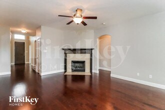 3031 Carlton Pkwy in Waxahachie, TX - Building Photo - Building Photo