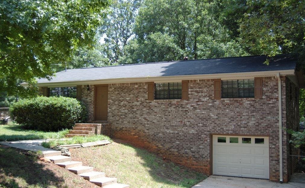 3288 Douglas Ln in Kennesaw, GA - Building Photo