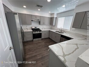 9321 Mountain Rise Ave in Las Vegas, NV - Building Photo - Building Photo