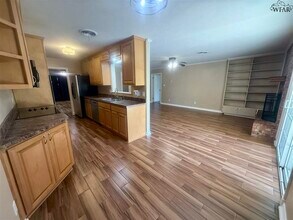 2824 Barrywood Dr in Wichita Falls, TX - Building Photo - Building Photo