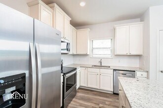 1105 Wheatfield Ln in Crowley, TX - Building Photo - Building Photo