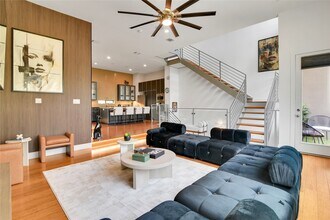 1411 Hickory St in Houston, TX - Building Photo - Building Photo