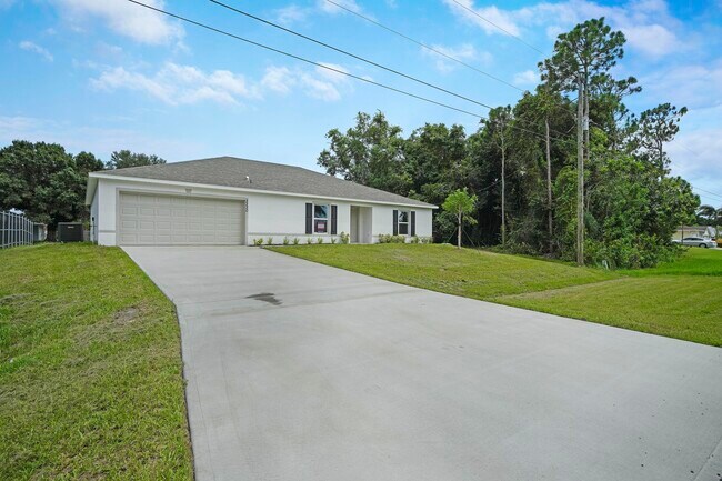 3230 SE W Snow Rd in Port St. Lucie, FL - Building Photo - Building Photo